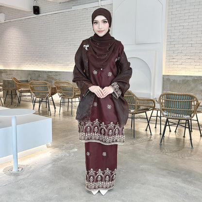 Lumiera Kurung