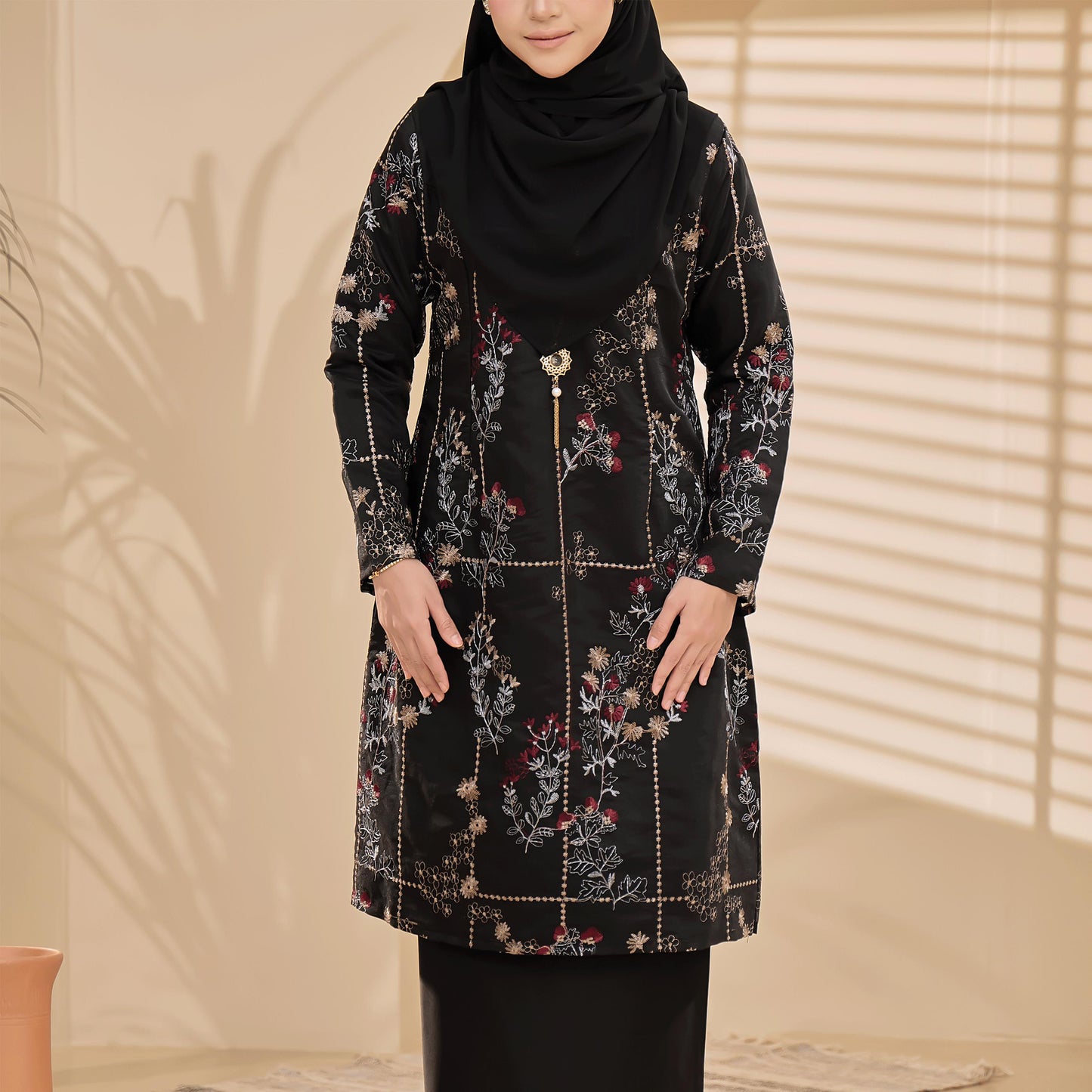 Bianca Kurung