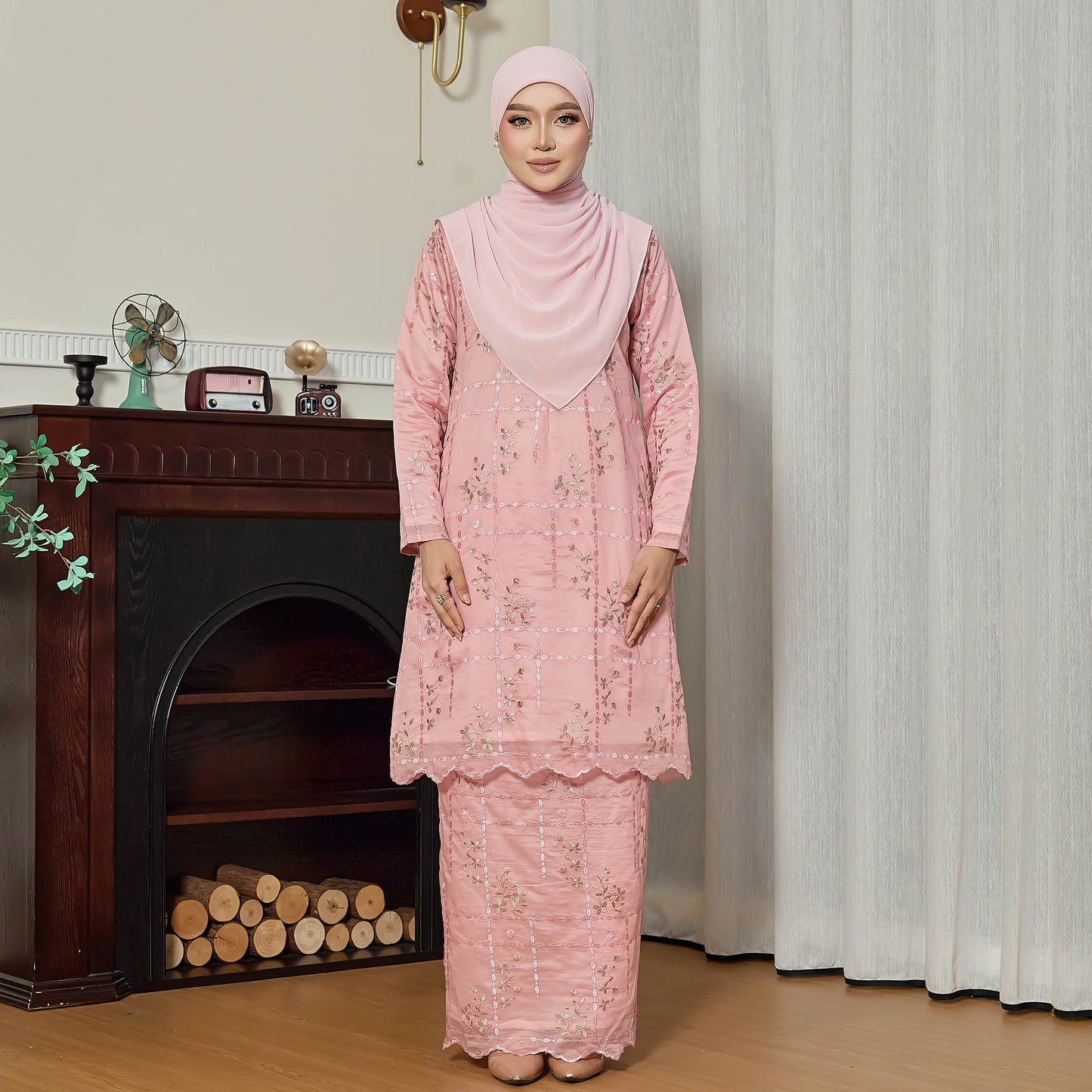 Velora Kurung