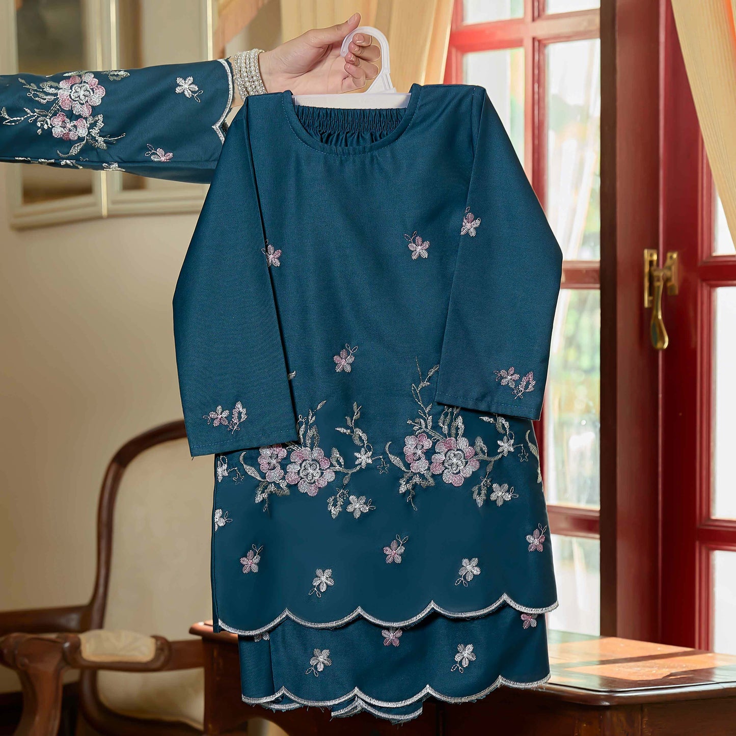 Darina Kids Kurung