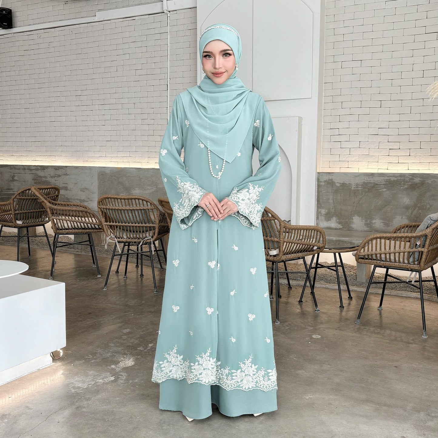 Safwa Abaya