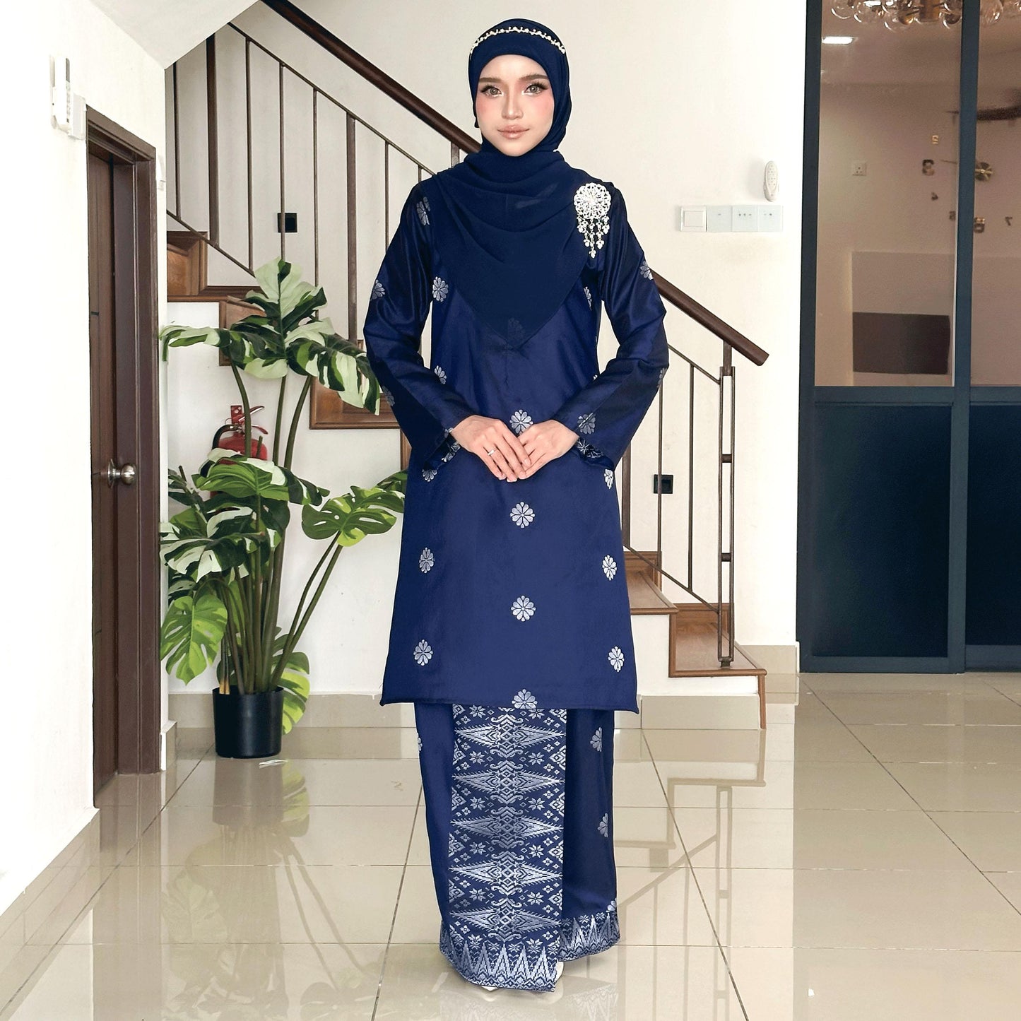 Melati Kurung