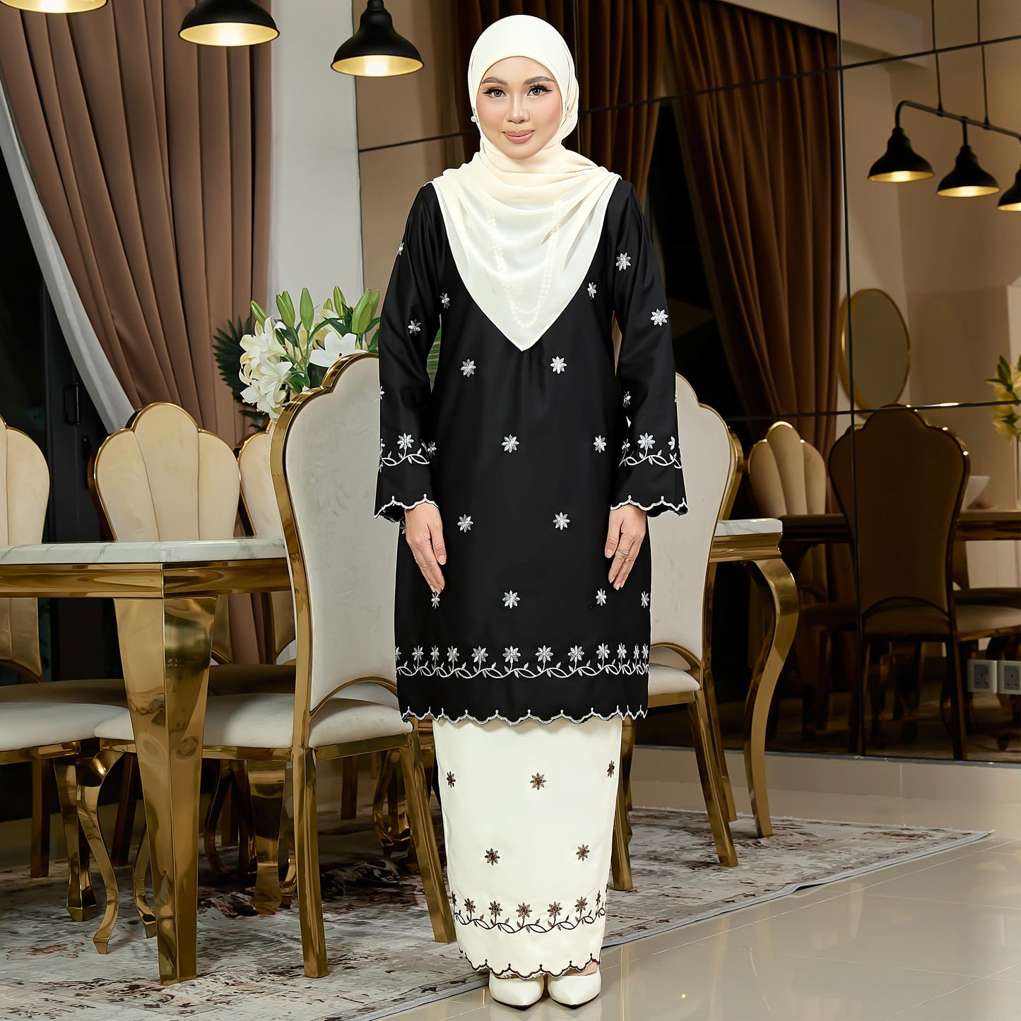 Widura Kurung