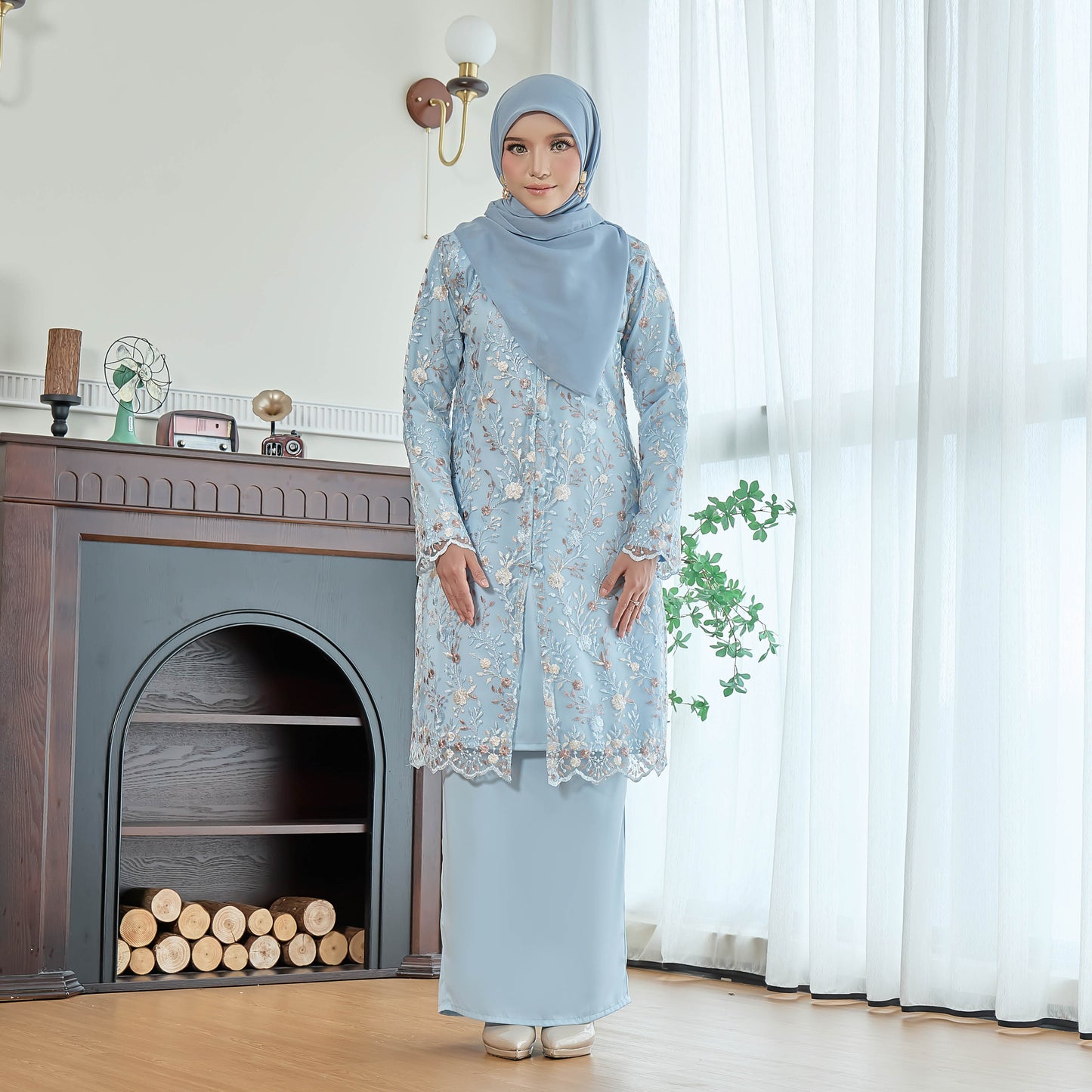 Florelle Kurung