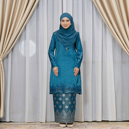 Nerisa Kurung