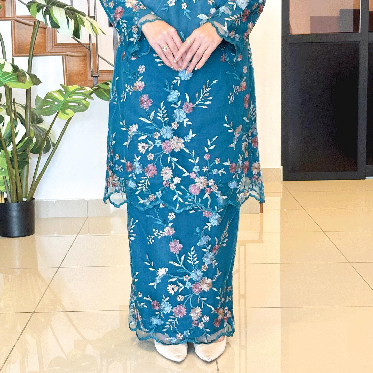 Erna Kurung