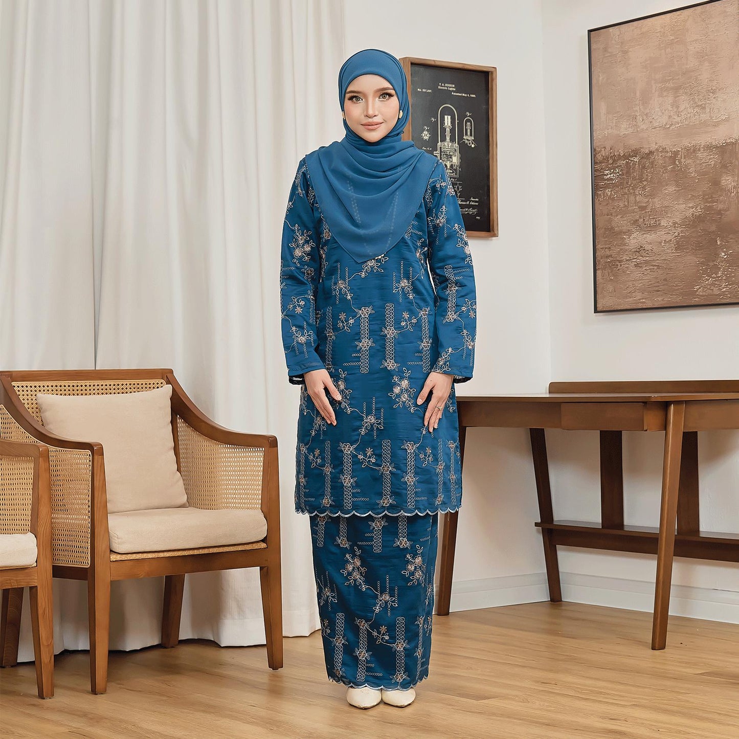 Rozelle Kurung
