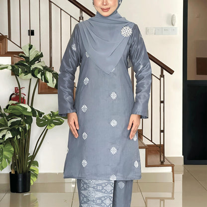Melati Kurung