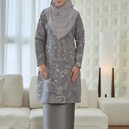Rosavelle Kurung