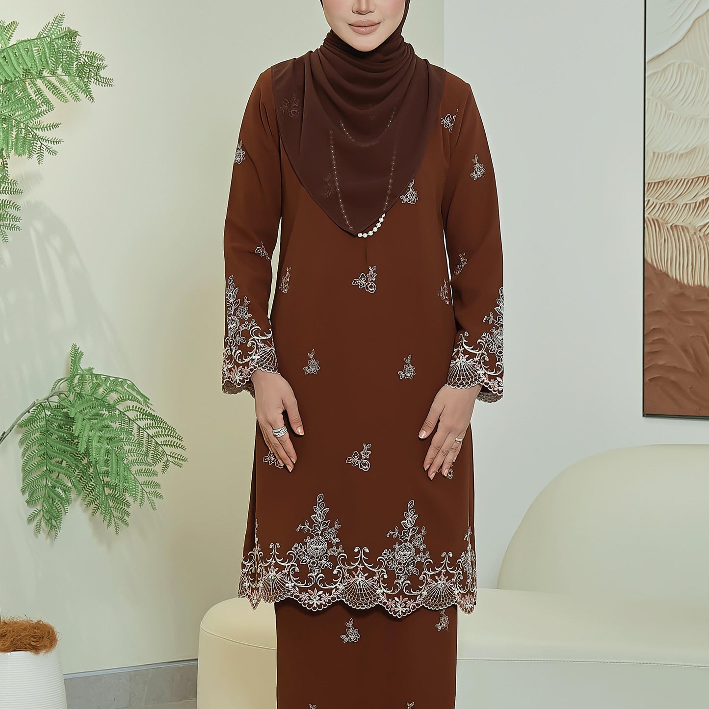 Eyara Kurung