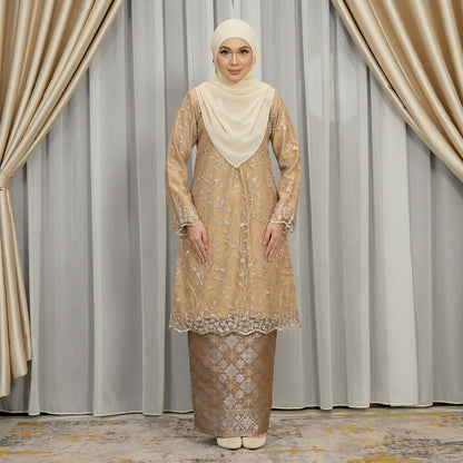 Adira Kurung