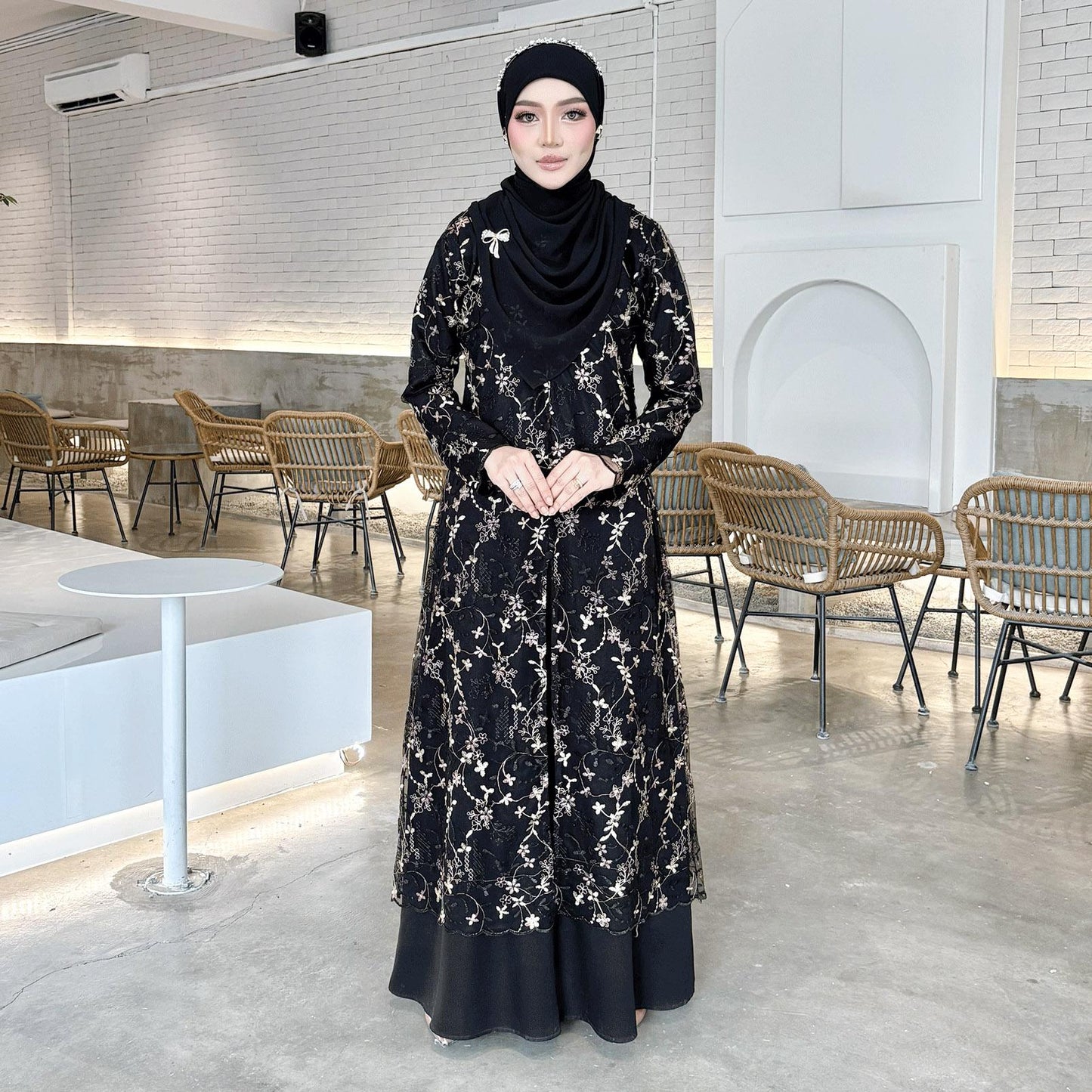 Noura Abaya