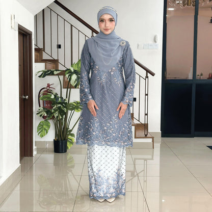 Deluna Kurung