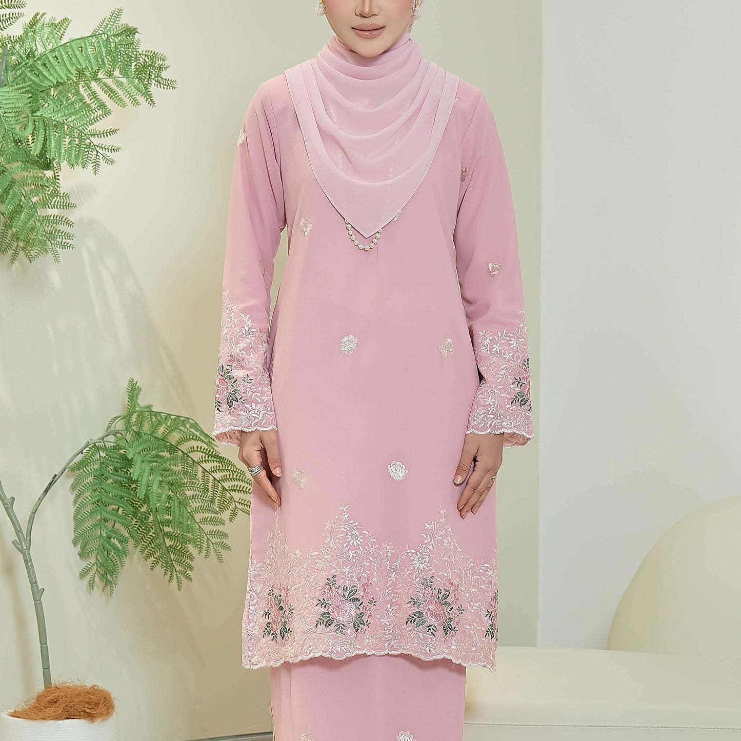 Feyra Kurung