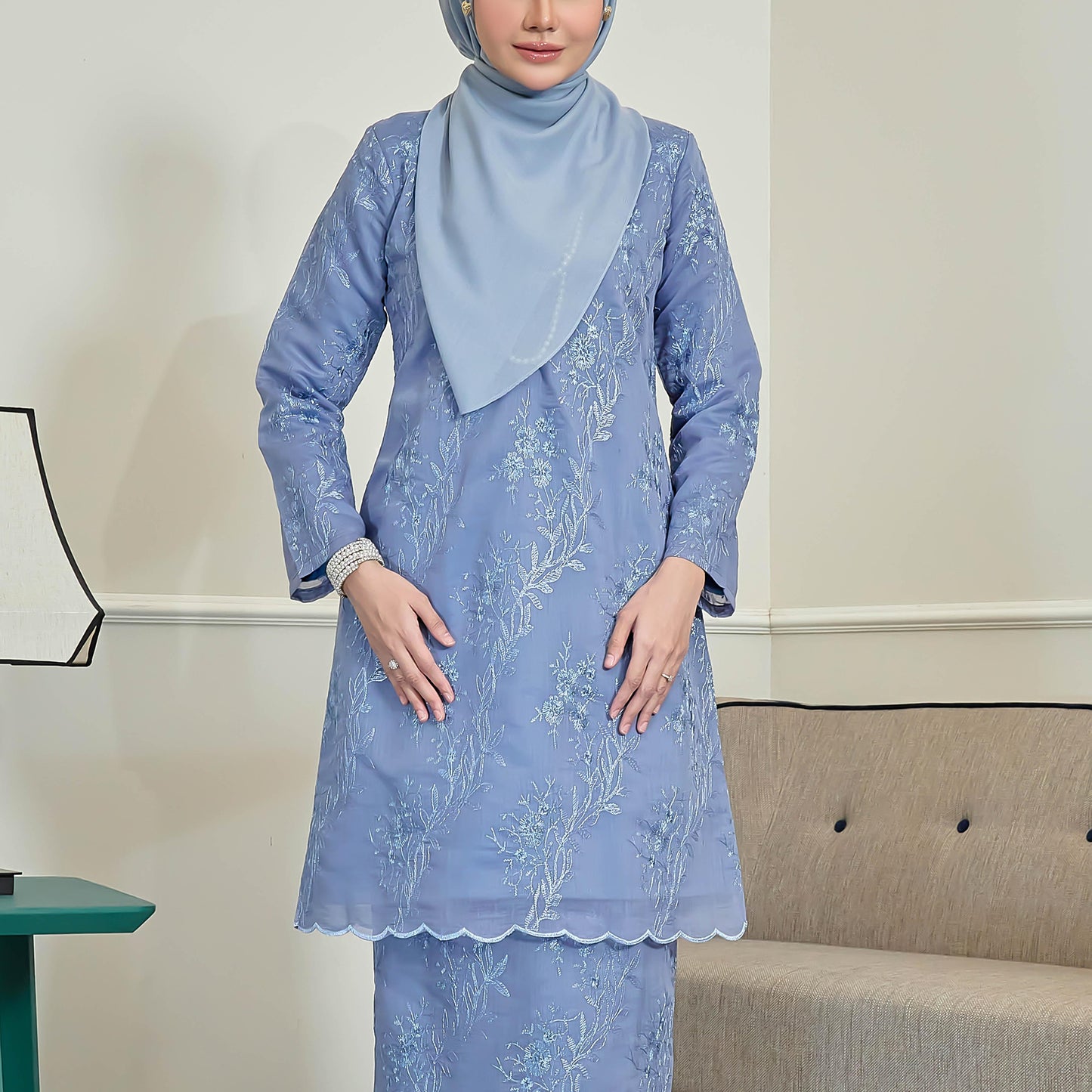 Athalea Kurung