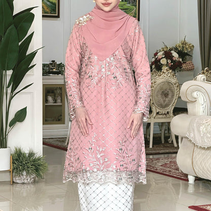 Nellisa Kurung