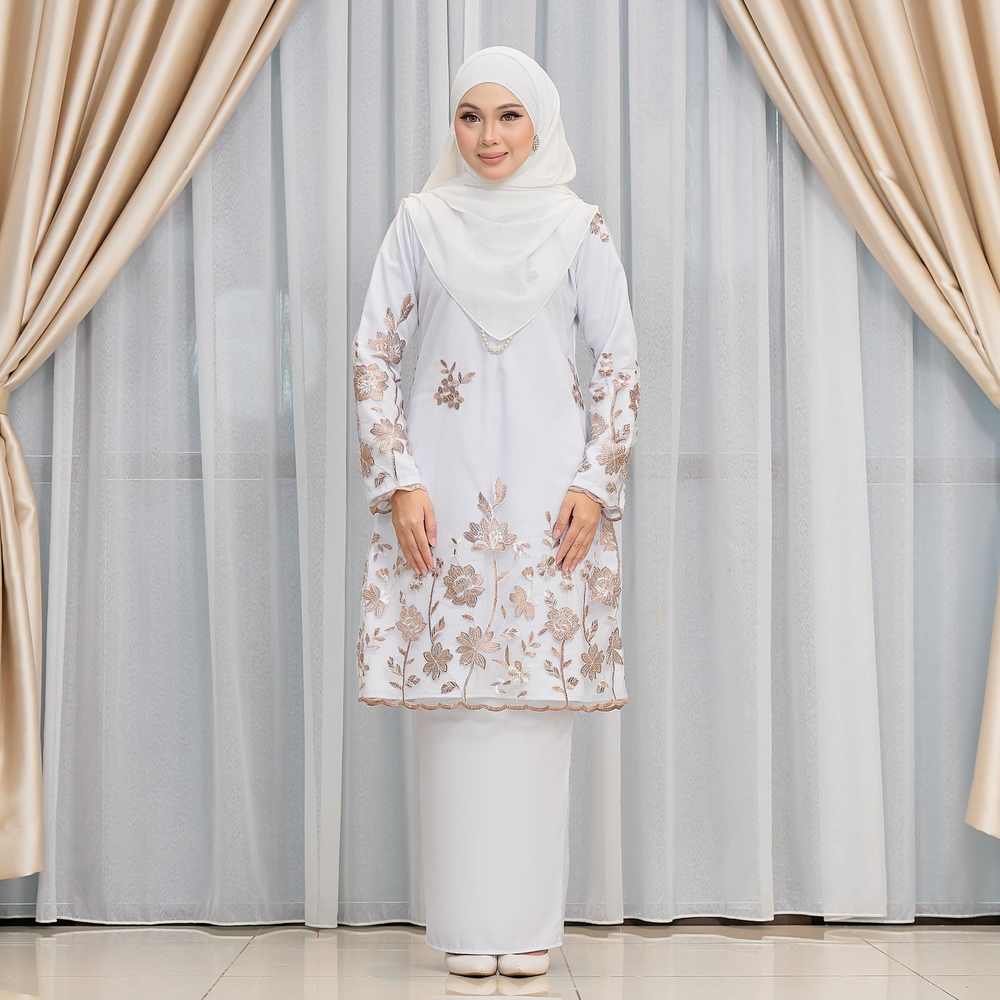Meara Kurung