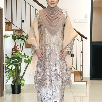 Umaira Kurung