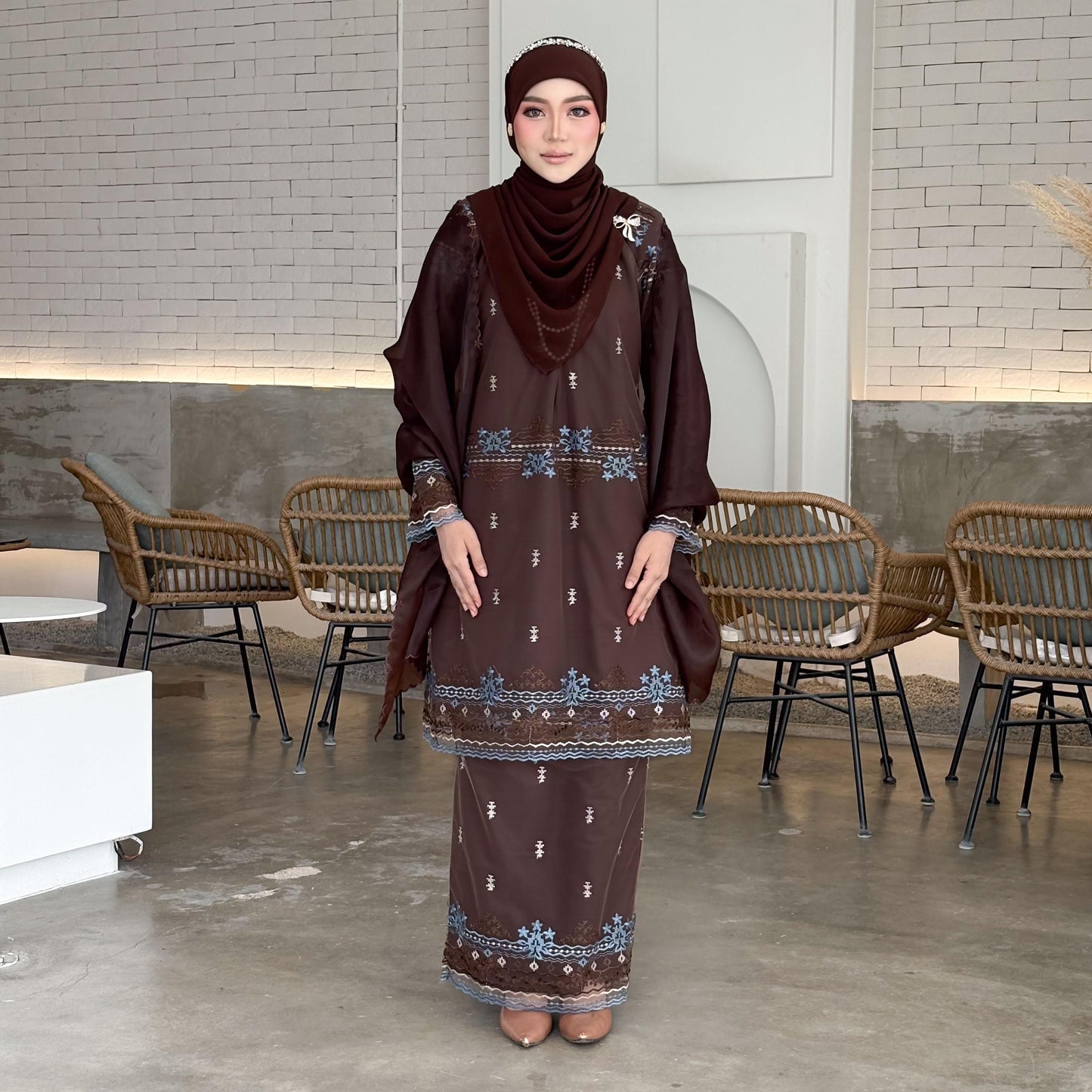 Khalisa Kurung