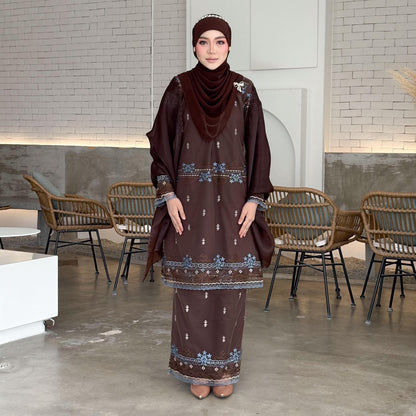 Khalisa Kurung