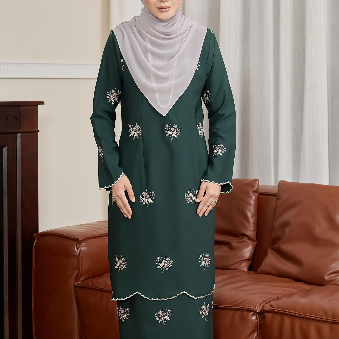 Claura Kurung