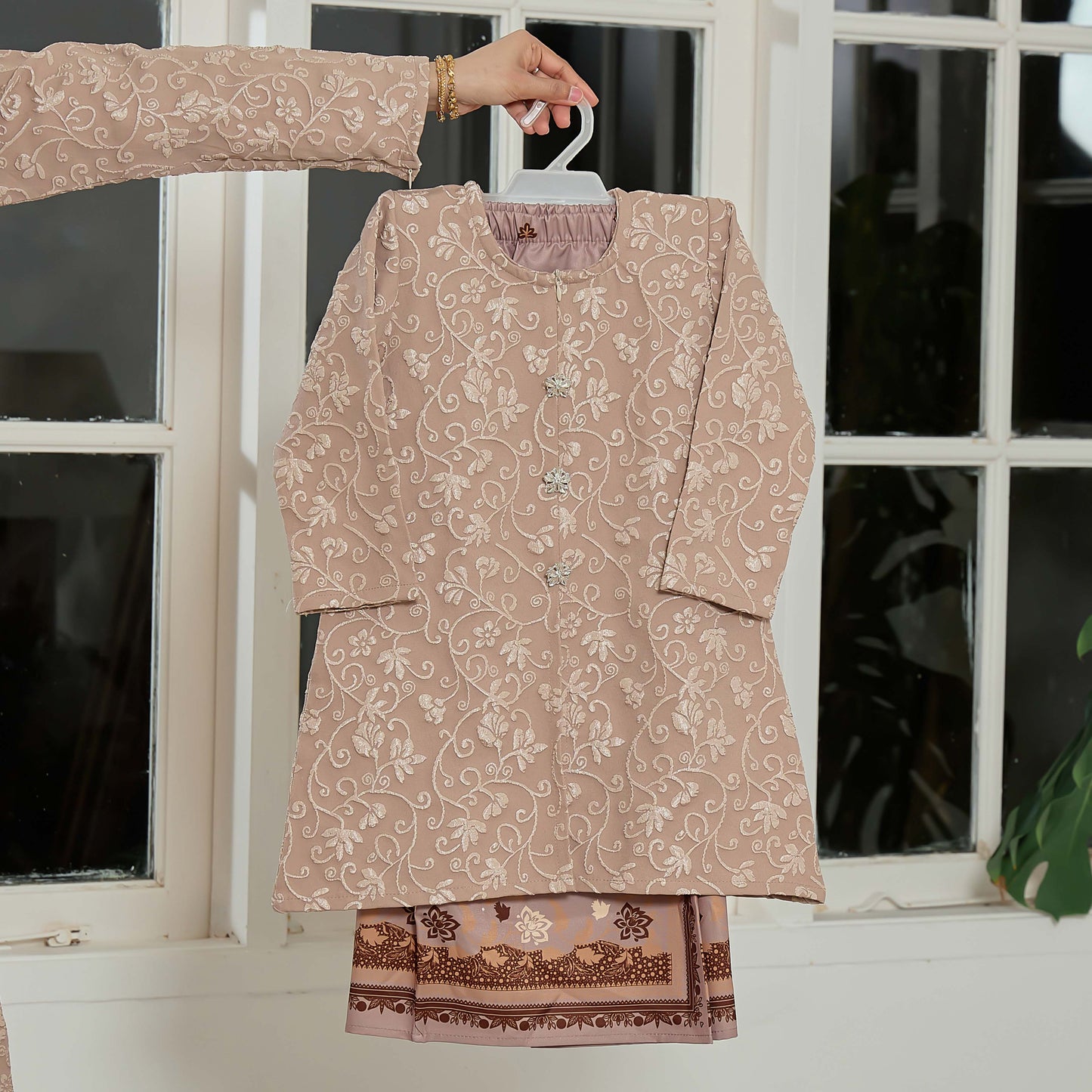 Mestika Kids Kurung