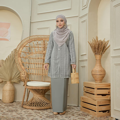 Maryam Kurung