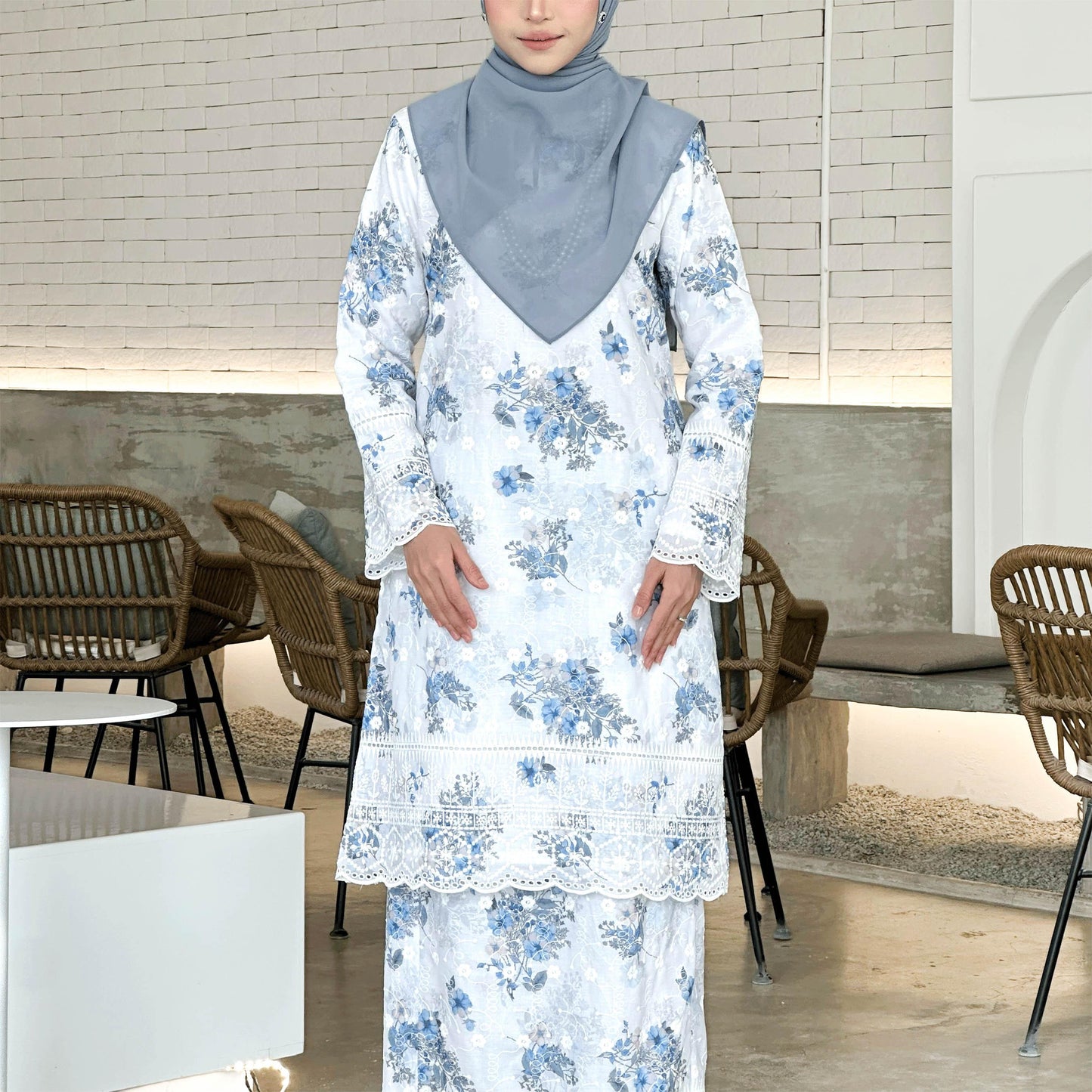 Zalea Kurung
