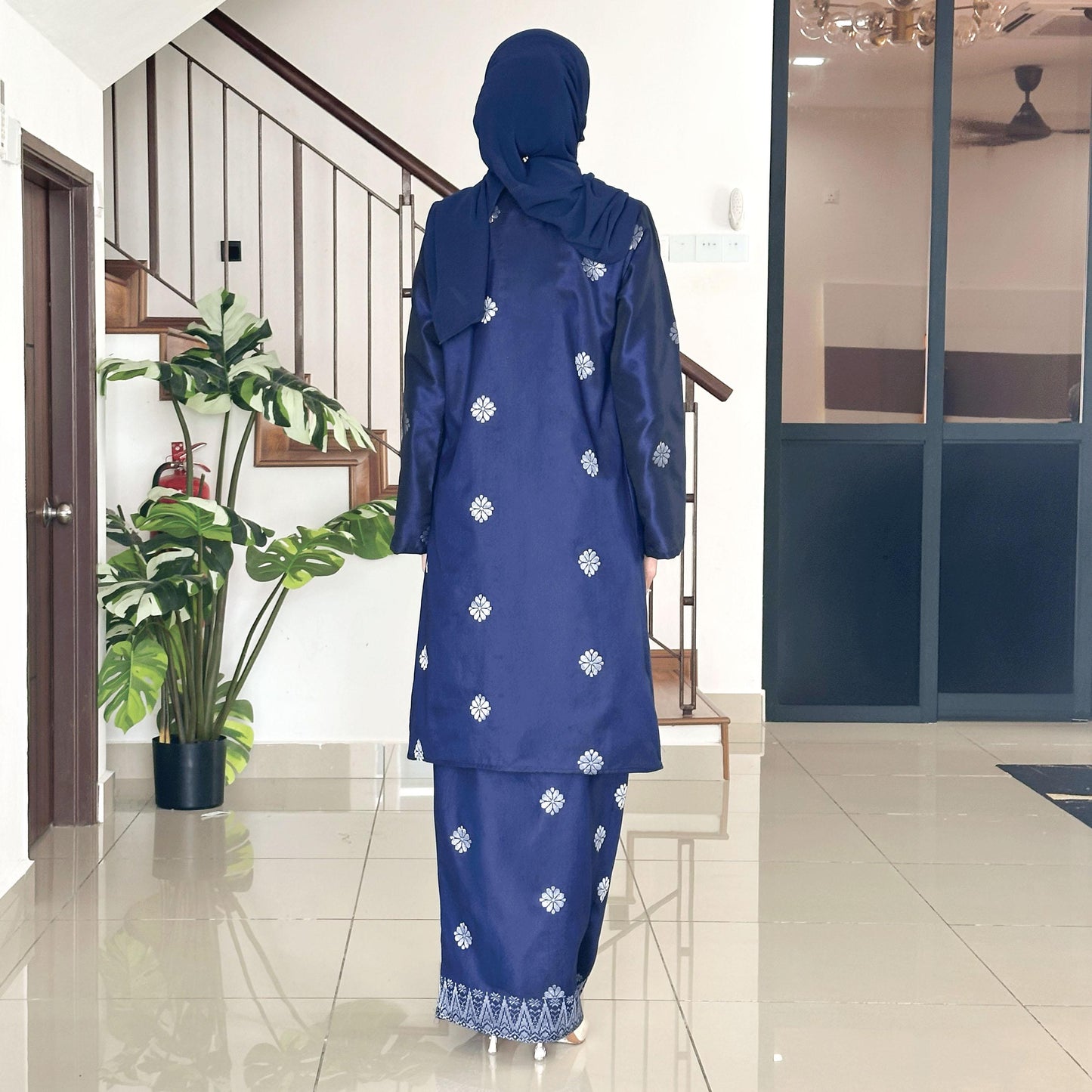 Melati Kurung