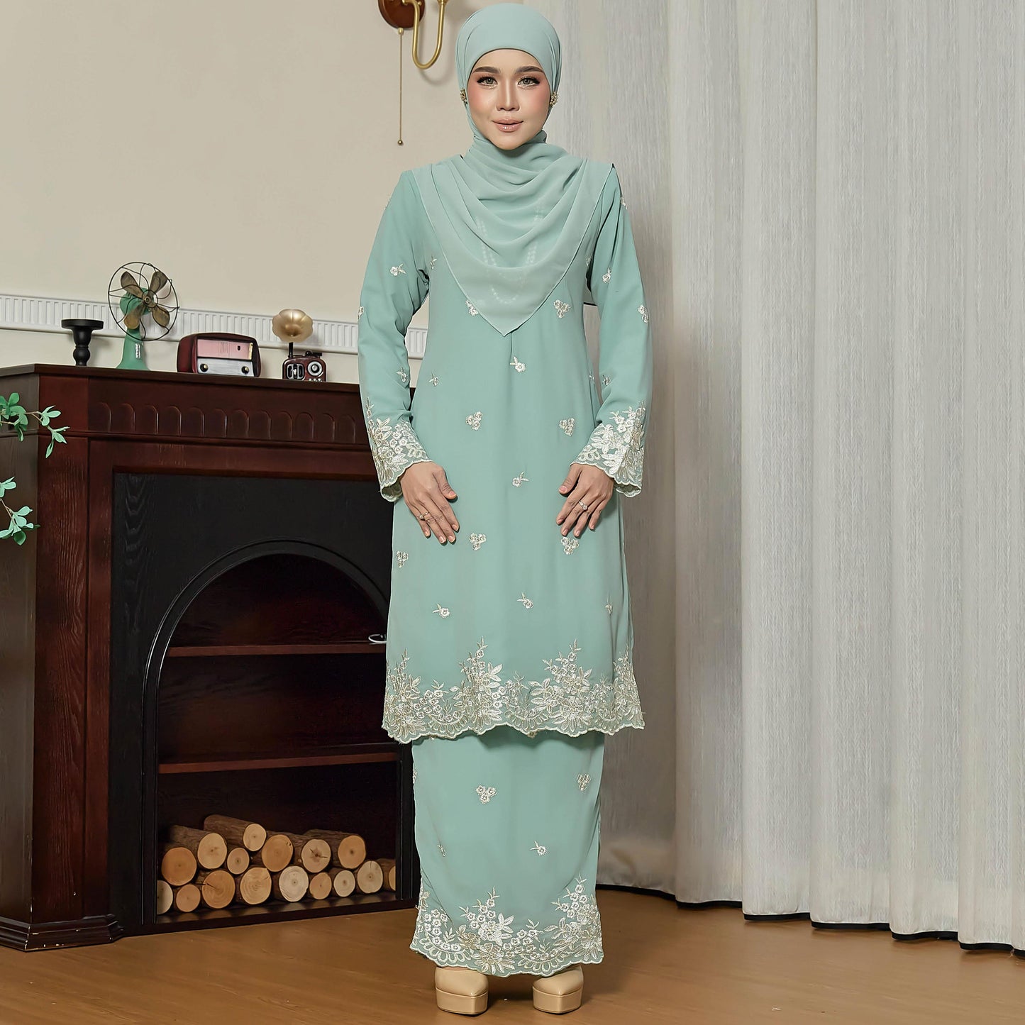 Syakiera Kurung