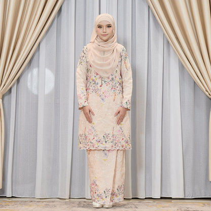 Nalisya Kurung