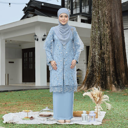 Avelisse Kurung