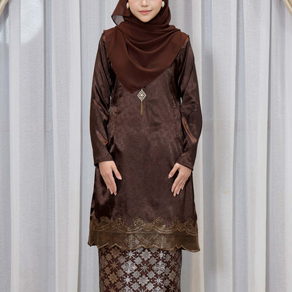 Nerisa Kurung