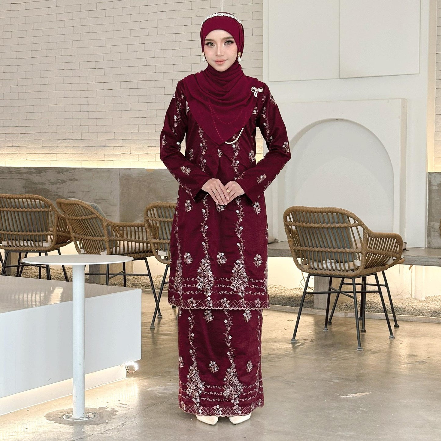 Sandra Kurung