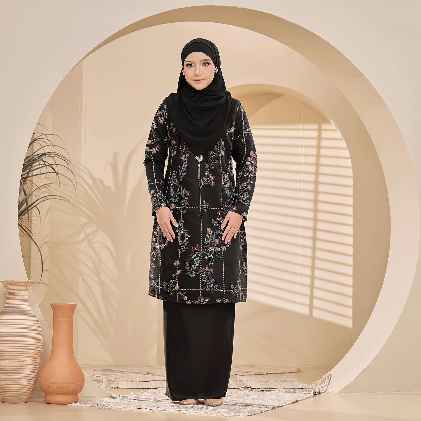 Bianca Kurung