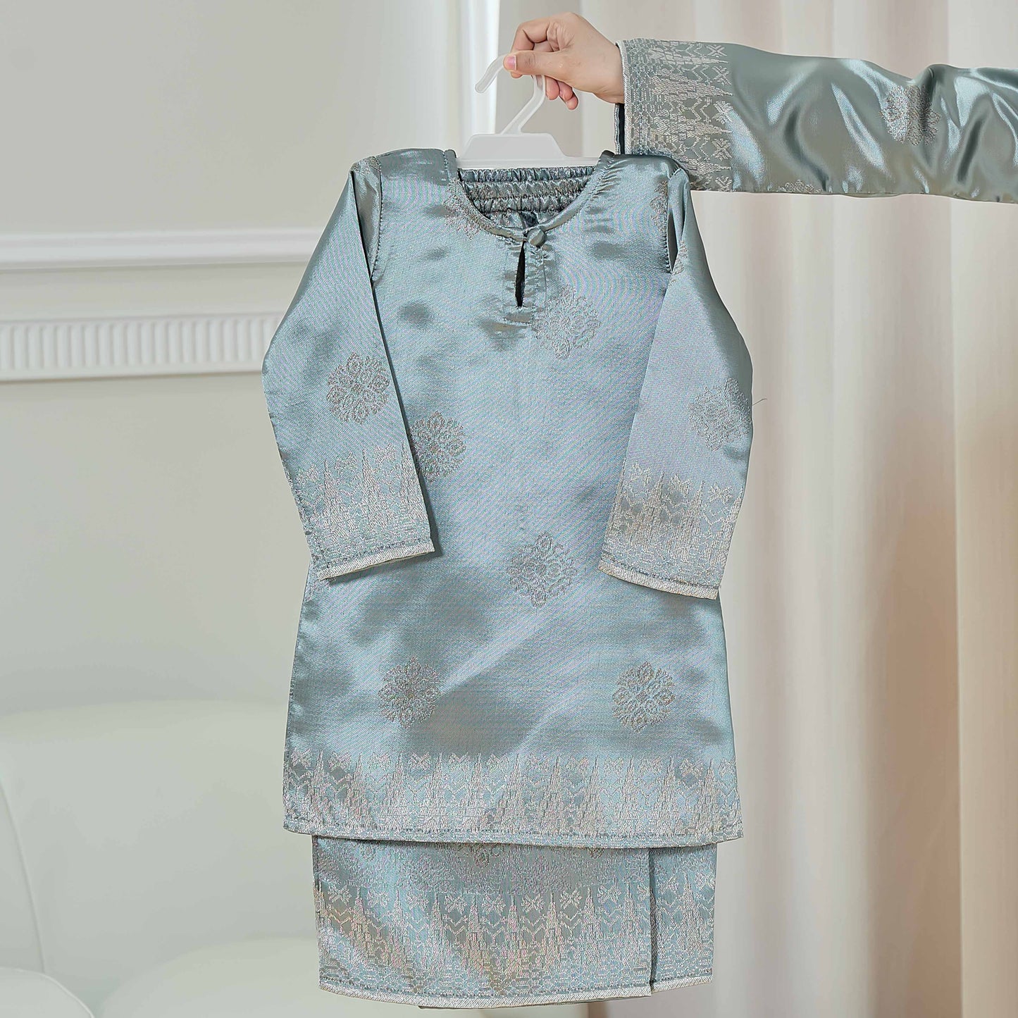 Dang Suri Kids Kurung