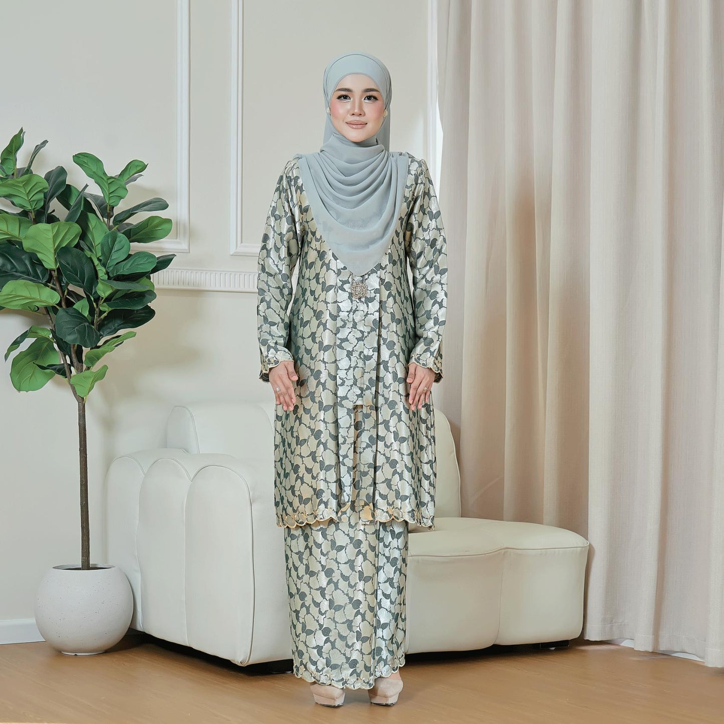 Irdina Kurung