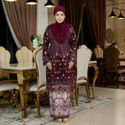Safia Kurung
