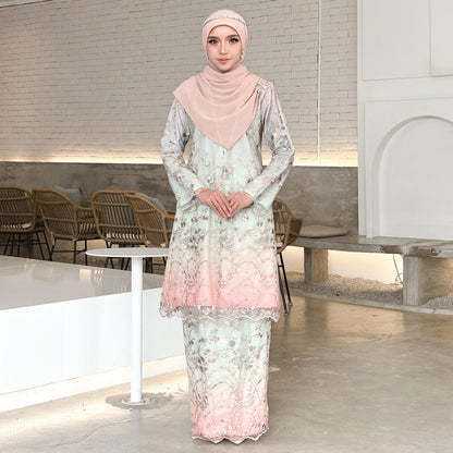 Kairina Kurung