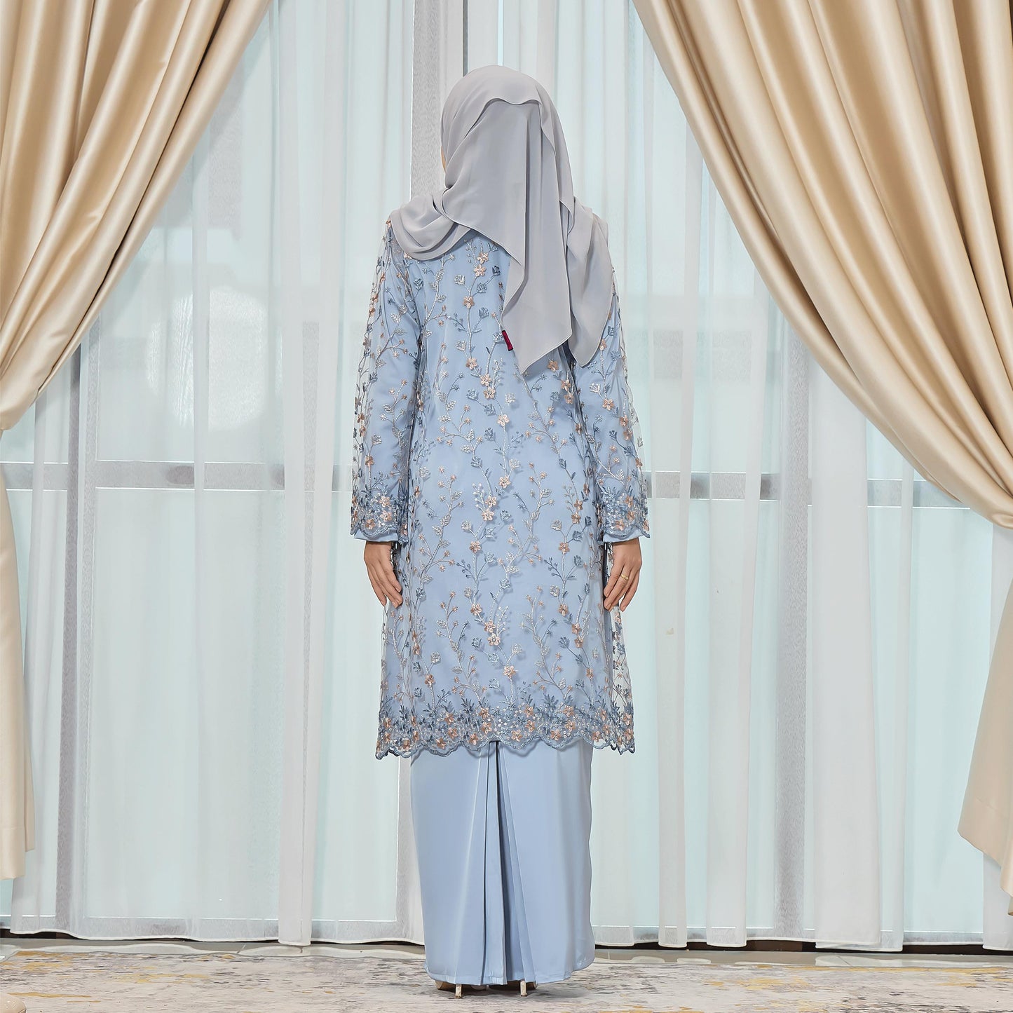 Larabelle Kurung