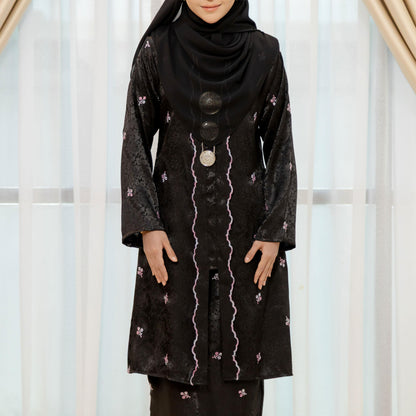 Dewi Kebaya