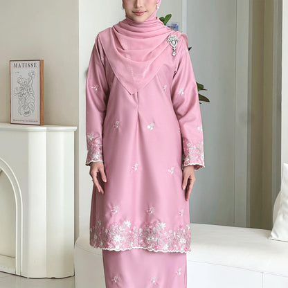 Fitra Kurung