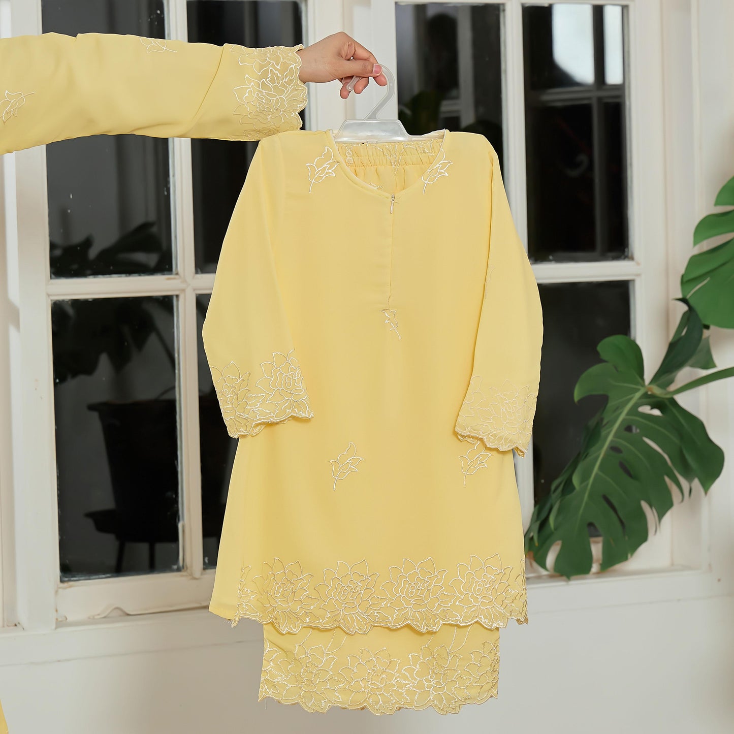 Lysandra Kids Kurung