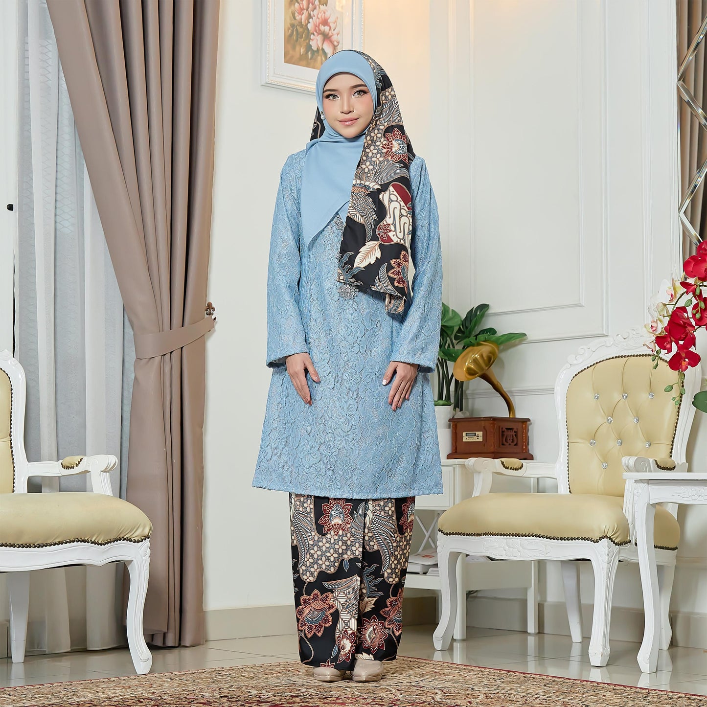 Karina Kurung