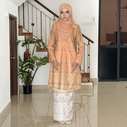 Astila Kurung