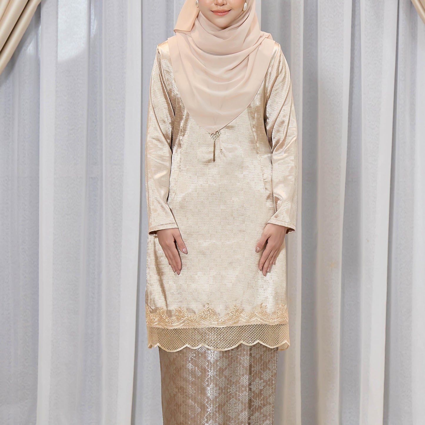 Nerisa Kurung