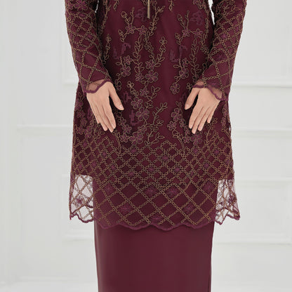 Roseina Kurung