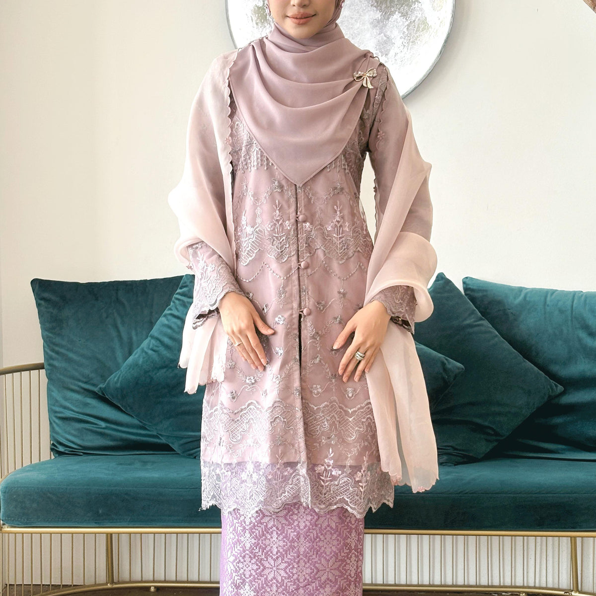 Milana Kurung