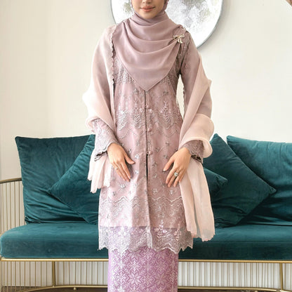 Milana Kurung