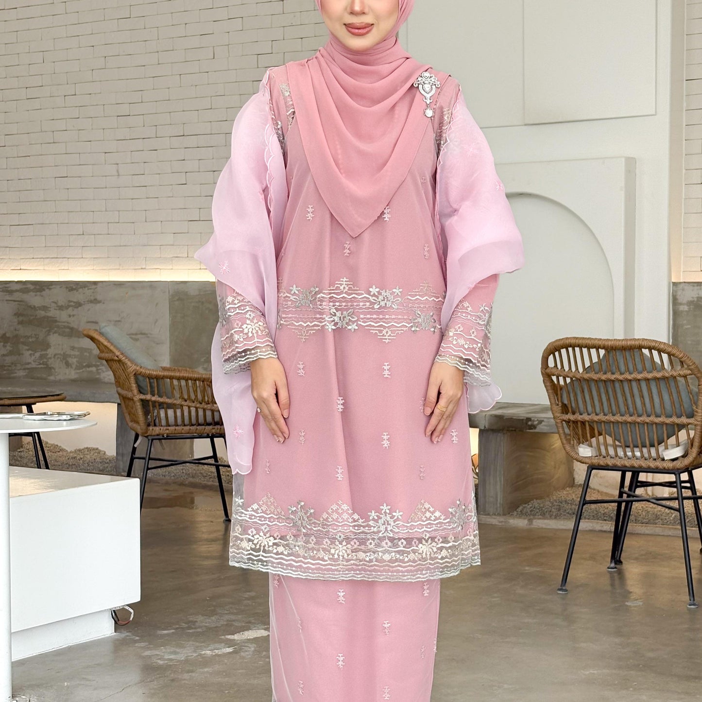 Khalisa Kurung